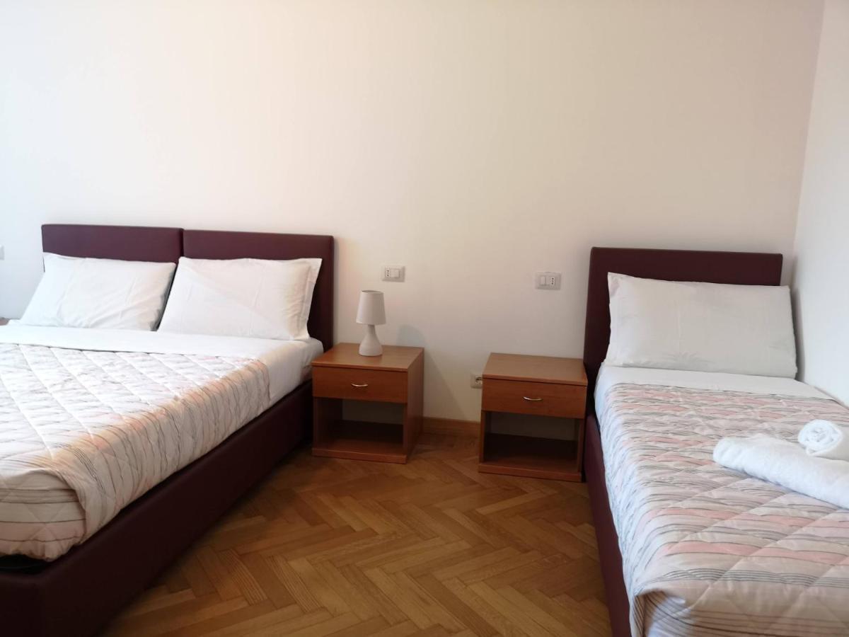 Pergolesi Apartments Milano Camera foto